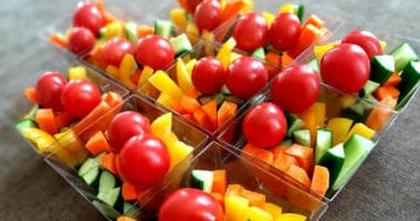 Овощная нарезка - Фуршетное меню для детского праздника с доставкой в Находке, цена 250 руб.