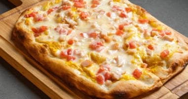 Сырная курочка - Пицца для детского праздника с доставкой в Находке