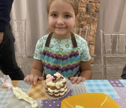Медовое пирожное - фото услуги для детского праздника в Находке - фото 1