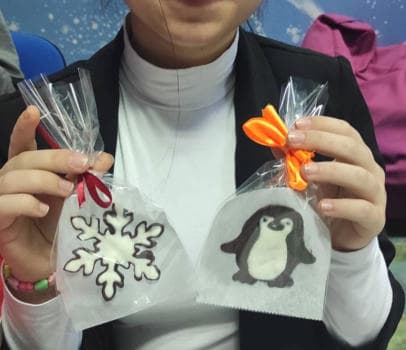 Рисование шоколадной глазурью - фото услуги для детского праздника в Находке - фото 1